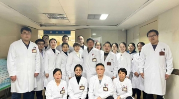 輸血科老師與2022年秋季進(jìn)修生合影.jpg